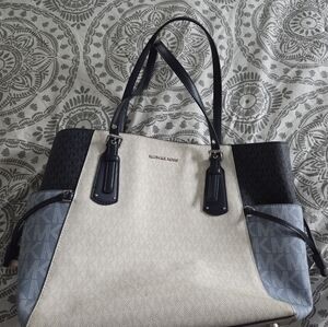 Michael Kors Beige and Black Tote Bag